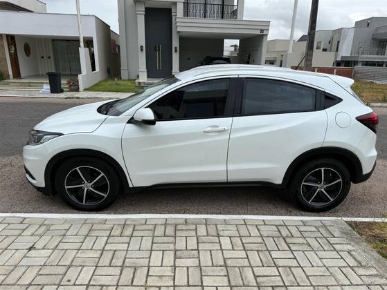 HONDA HR-V 1.8 16V FLEX EX 4P AUTOMÁTICO HONDA HR-V 1.8 16V FLEX EX 4P AUTOMÁTICO